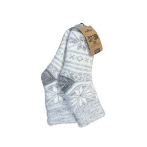 Northeast Outfitters Neo Cozy Cabin Oversized Snow Flake Crew Socks Medium Grey